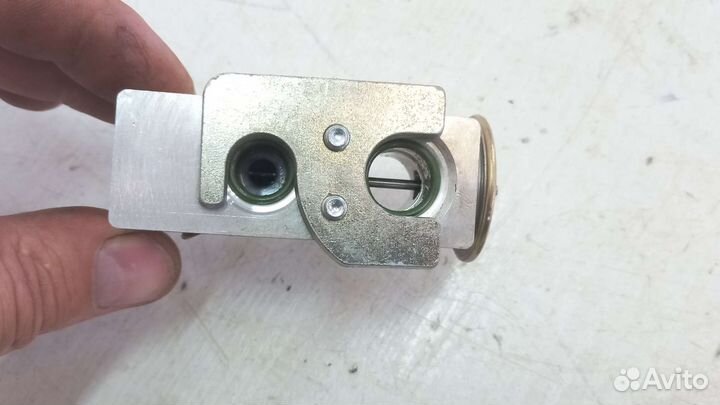 Клапан испарителя Peugeot 207