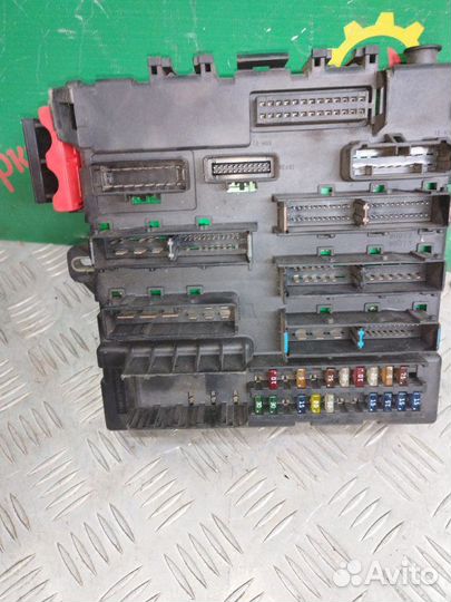 Блок предохранителей Opel Vectra C