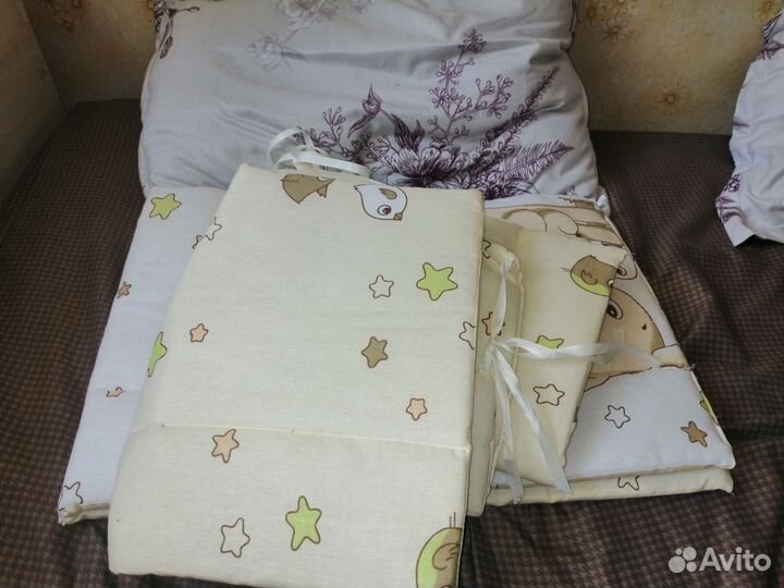 Бортики в кроватку