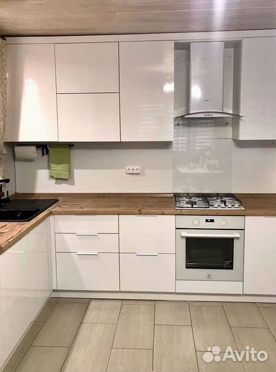 Современная кухня под ключ