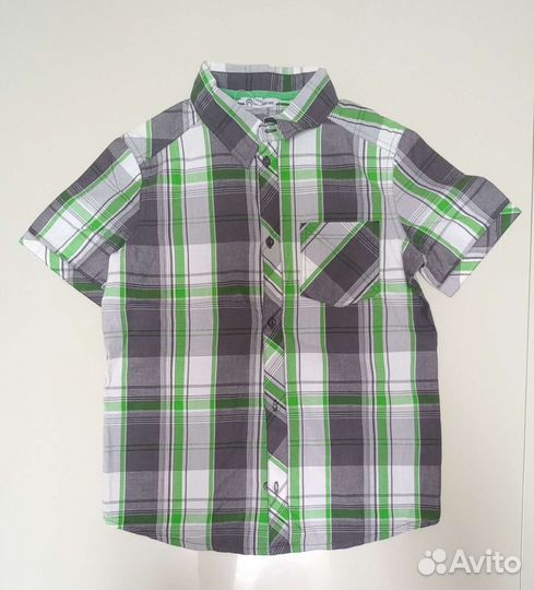 Рубашки на мальчика белая и цветная