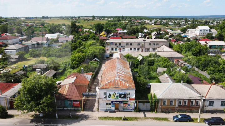 ТЦ «Арбат». 1400 кв.м на 14 сот