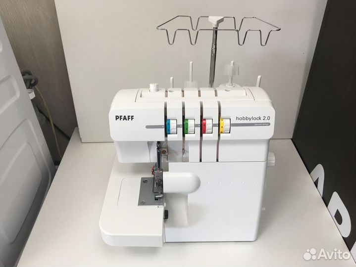 Оверлок Pfaff Hobbylock 2.0