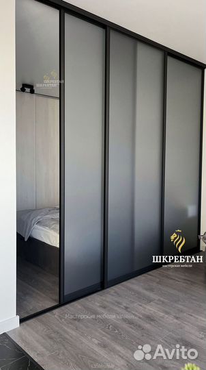 Межкомнатная перегородка из стекла