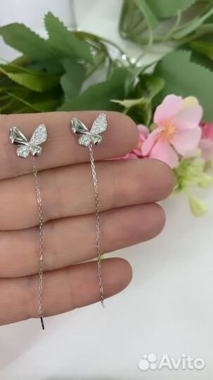 Серебряные серьги с фианитами