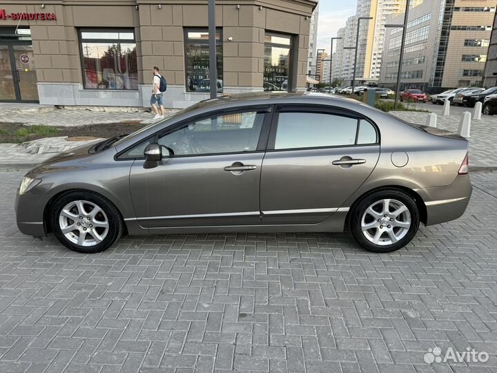 Honda Civic 1.8 AT, 2007, 259 699 км