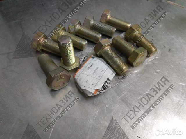 Болт переднего колеса Shantui SG16-3