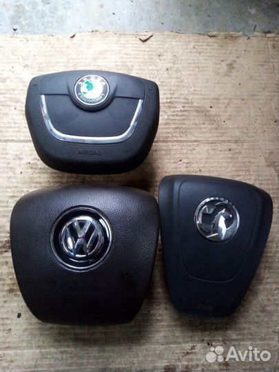 Подушка безопасности в рулевое колесо VW, skoda