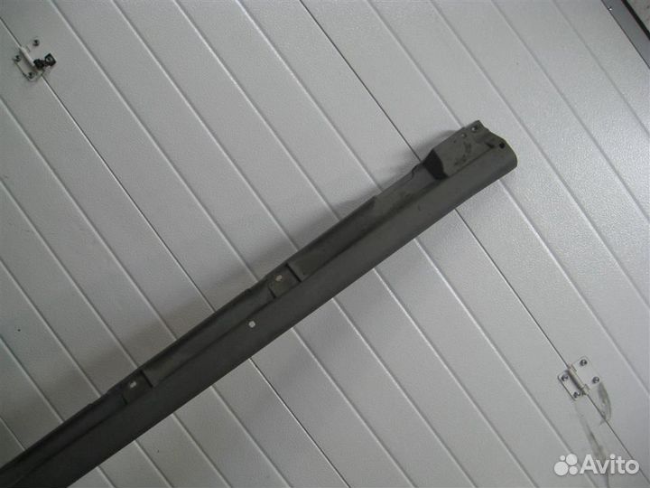 Накладка порога левого наружная Toyota Camry V30