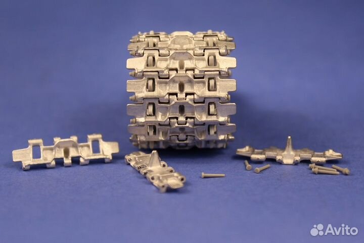 MTL-35054 1/35 Tracks for JS-4