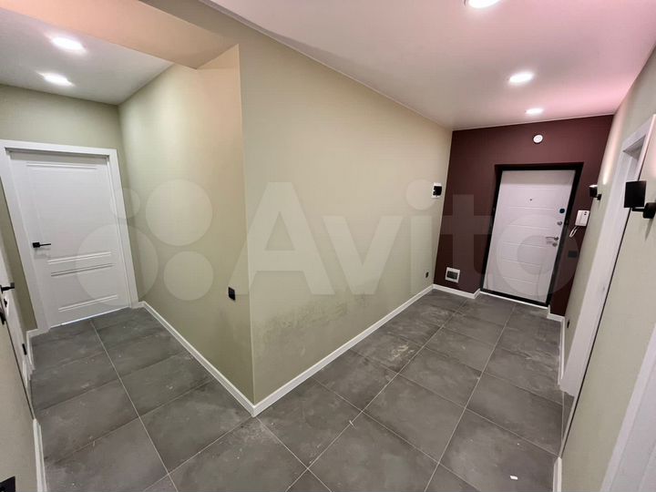 2-к. квартира, 64 м², 1/9 эт.