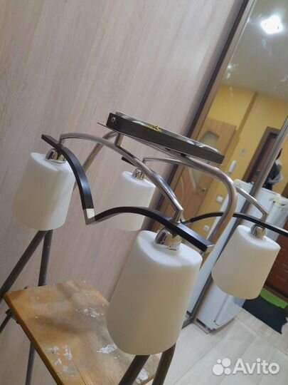 Светильник потолочный подвесной