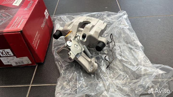 Суппорт задний левый Opel Vectra C