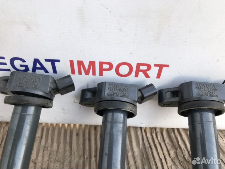 Катушка зажигания Toyota Lexus 90919-02250