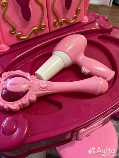 Детский салон красоты, туалетный столик