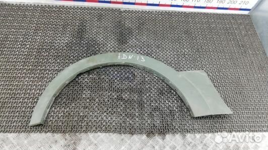 Молдинг крыла переднего левого mitsubishi pajero 4