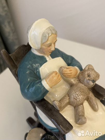 Royal Doulton. Статуэтка «Няня»
