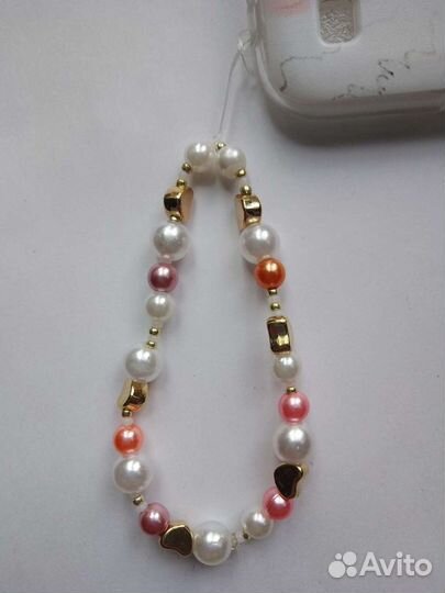 Подвеска на телефон из бусин