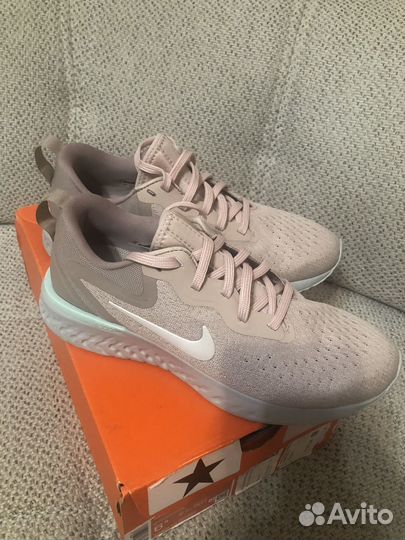 Кроссовки женские nike odyssey react