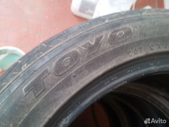 Toyo DRB 225/50 R17 94T