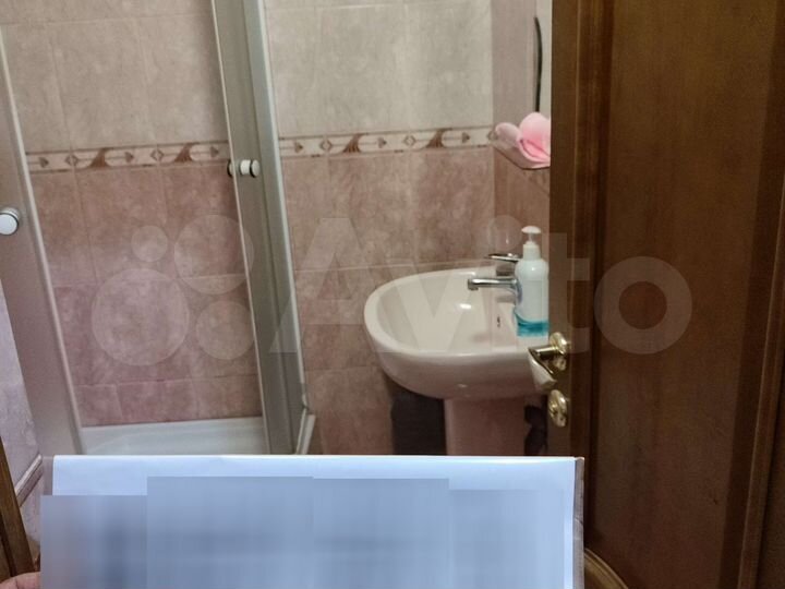 Комната 16 м² в 1-к., 1/3 эт.