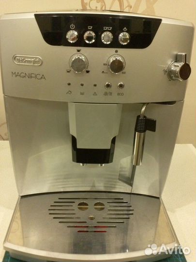 Кофемашина Delonghi