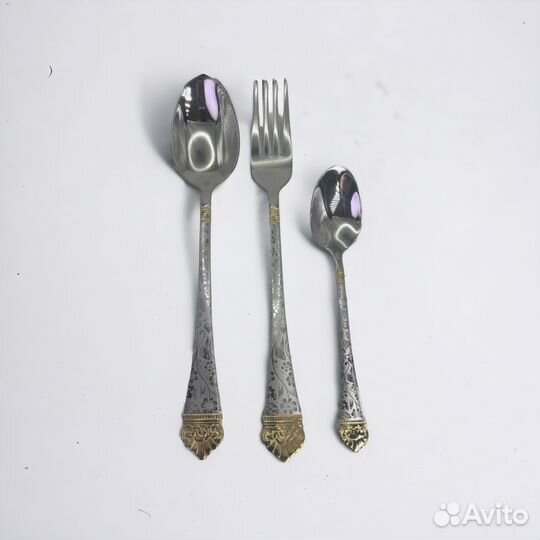Набор столовых приборов на 6 персон 