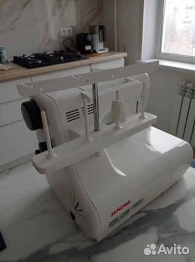 Распошивальная машина Janome Cover Pro II