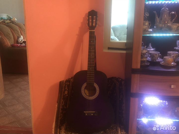 Классическая гитара Beluccl