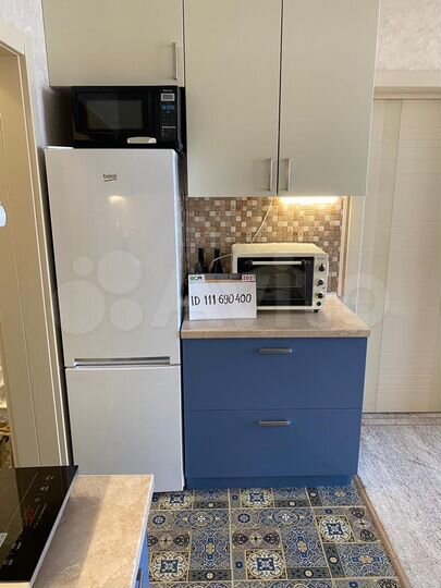 2-к. квартира, 54 м², 2/4 эт.