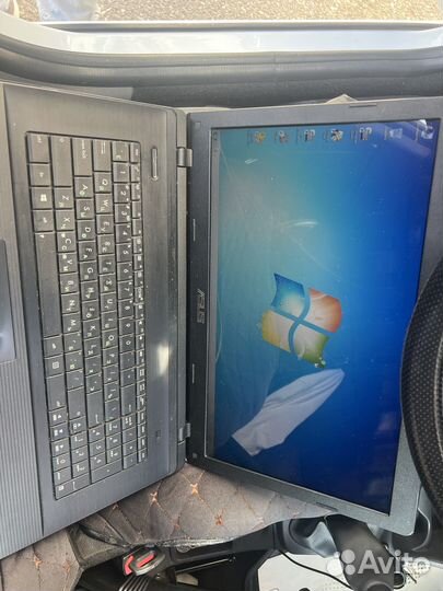 Ноутбук asus