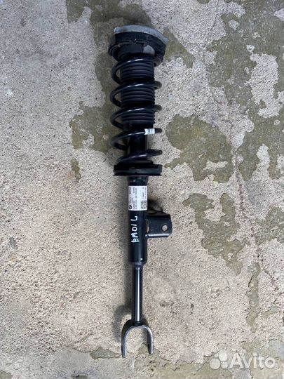 Амортизатор передний BMW 5 G30/G31 G30 2019