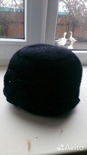Меховая женская шапка