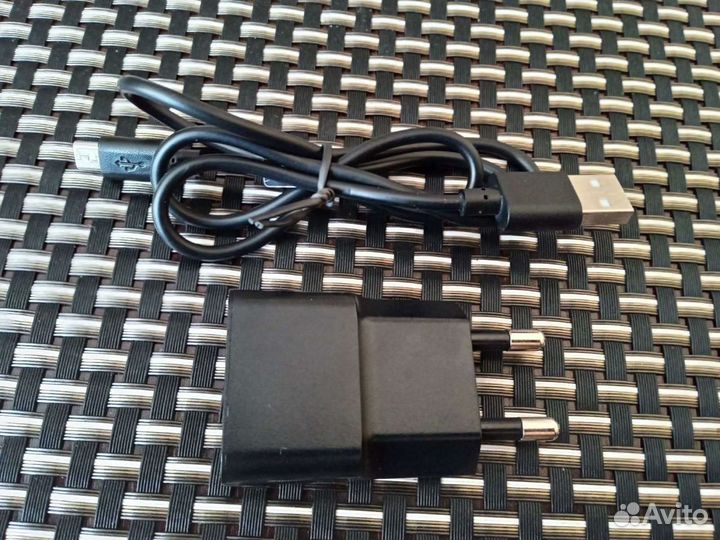 Зарядное устройство