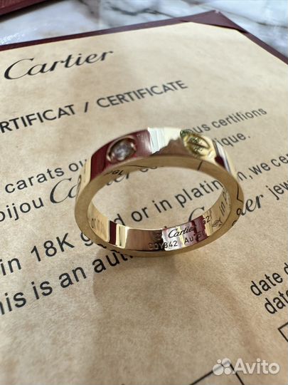 Золотое Кольцо Cartier love с бриллиантом