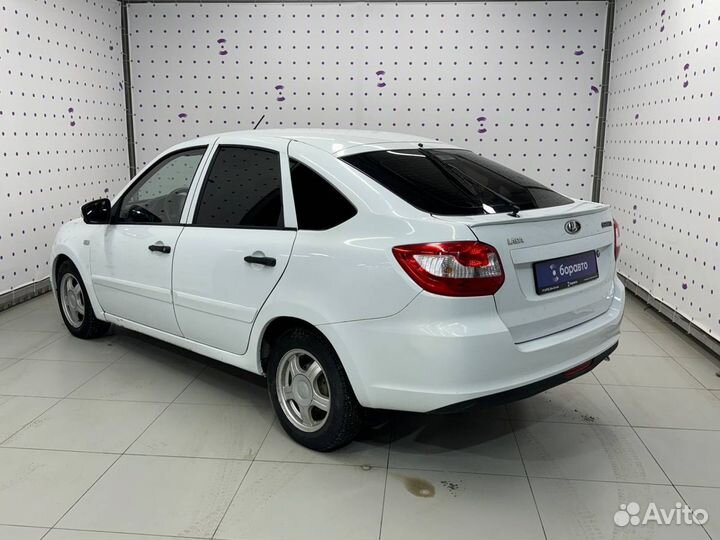 LADA Granta 1.6 МТ, 2016, 151 984 км