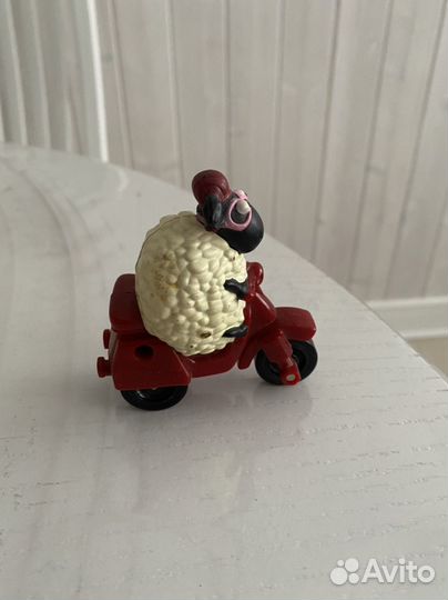 Овечка на мотоцикле (Макдональс)