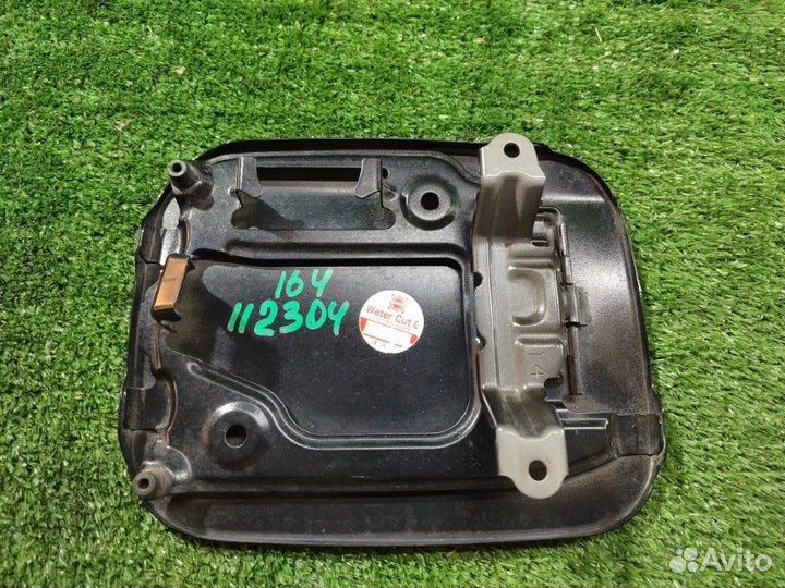 Лючок топливного бака Toyota Corolla Fielder