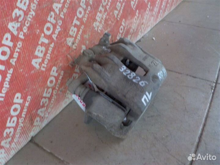 Суппорт передний левый Kia Rio 3 G4FC 2017