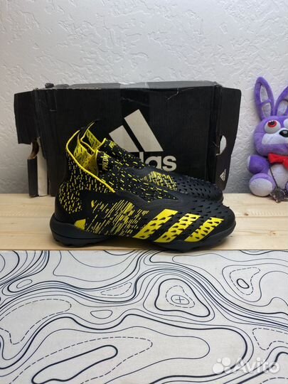 Сороконожки для футбола adidas predator