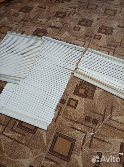 Жалюзи горизонтальные бу