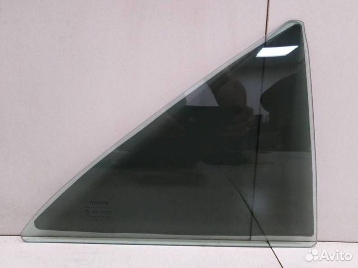 Стекло двери задней правой форточка Toyota Camry V
