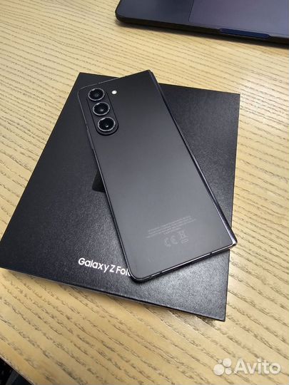 Samsung Galaxy Z Fold5, 12/512 ГБ