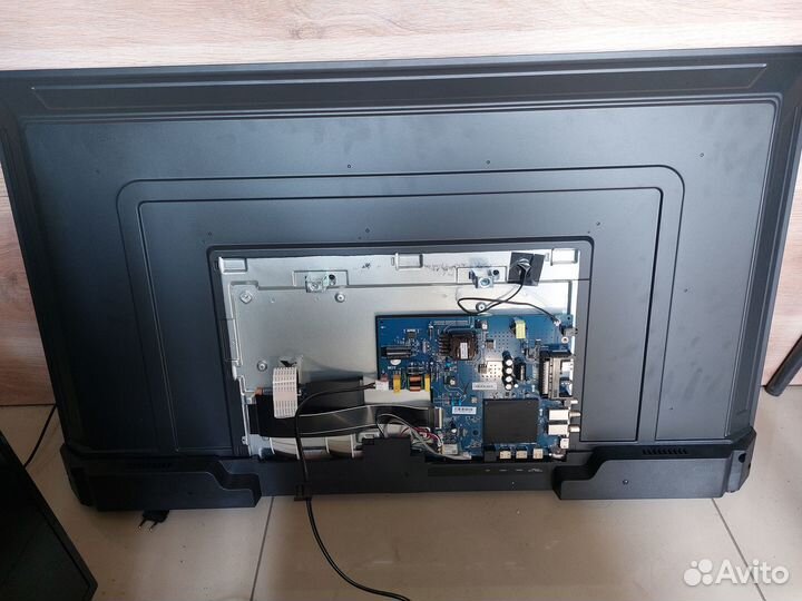 Телевизор Dexp U43G9000C (Разбор) (По запчастям)