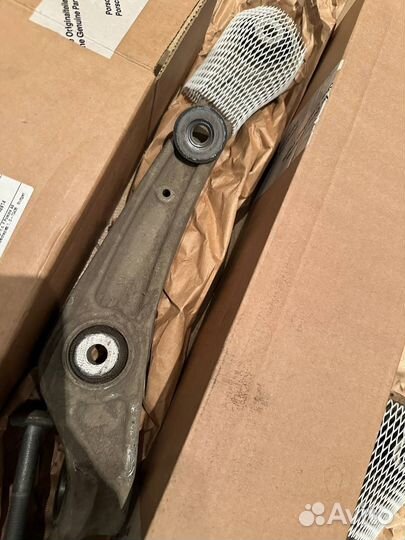 Рычаги Posche Macan PAC407151 и PAC407152