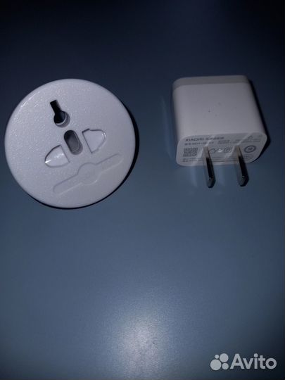 Отдам за шоколадку вещи