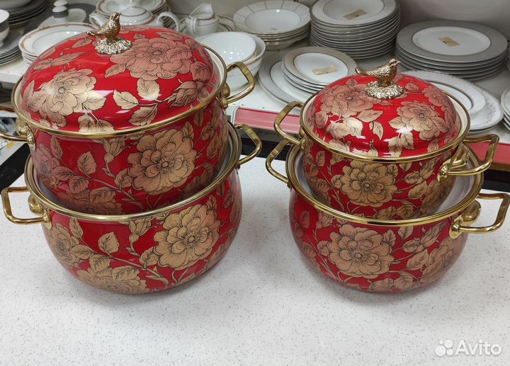 Кастрюля эмалированная