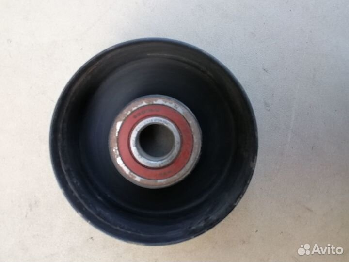 Ролик обводной Ford Galaxy/Mondeo 1996-2000