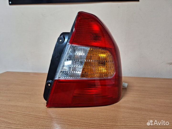 Фонарь задний правый Hyundai Accent LC