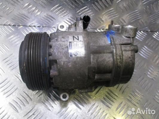 Компрессор кондиционера бензиновый BMW 3 E46 (83G1